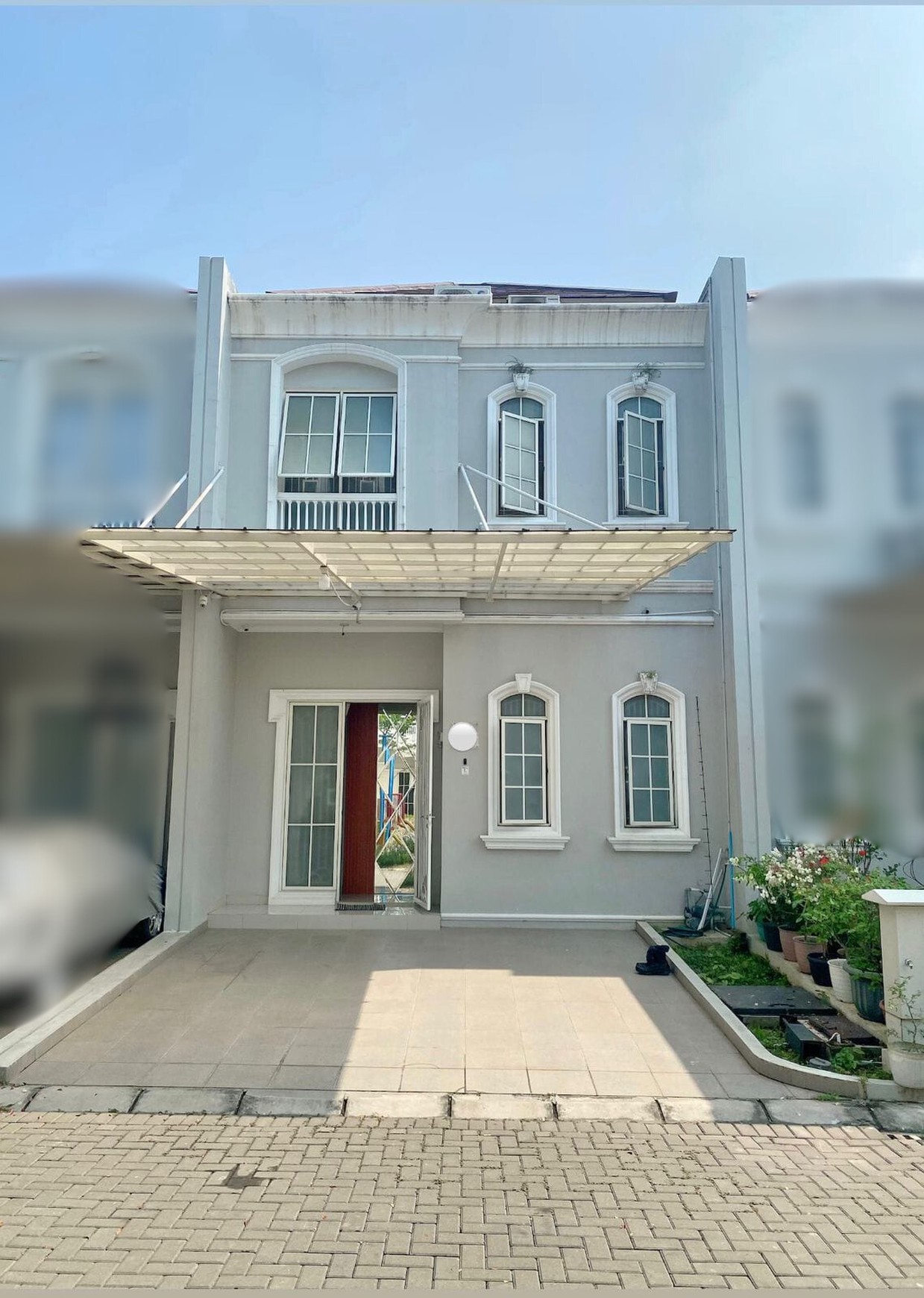 Rumah Siap Huni 2,5 Lantai di Cluster Brighton Millennium City, Parung 