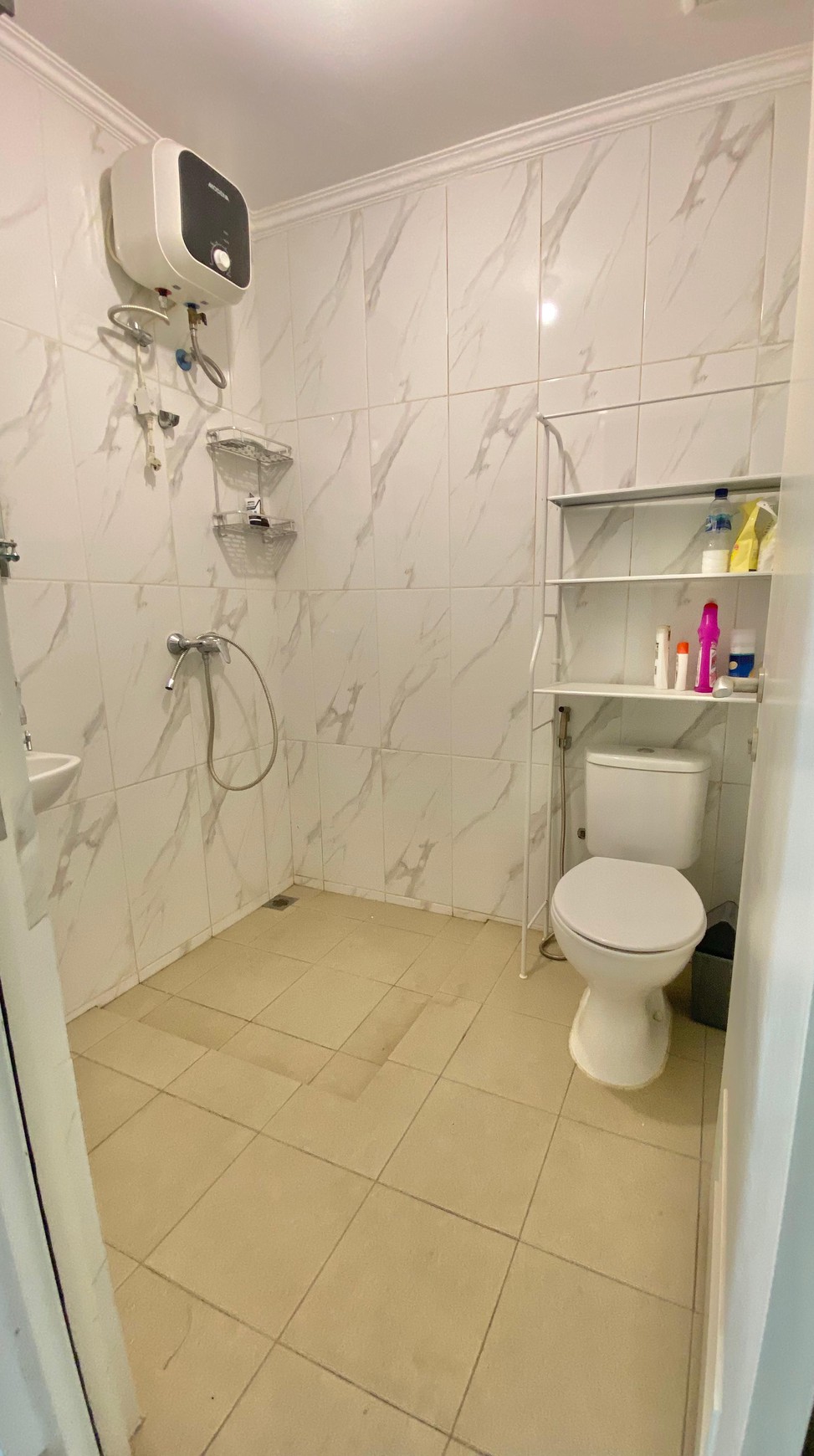 Rumah Siap Huni 2,5 Lantai di Cluster Brighton Millennium City, Parung 