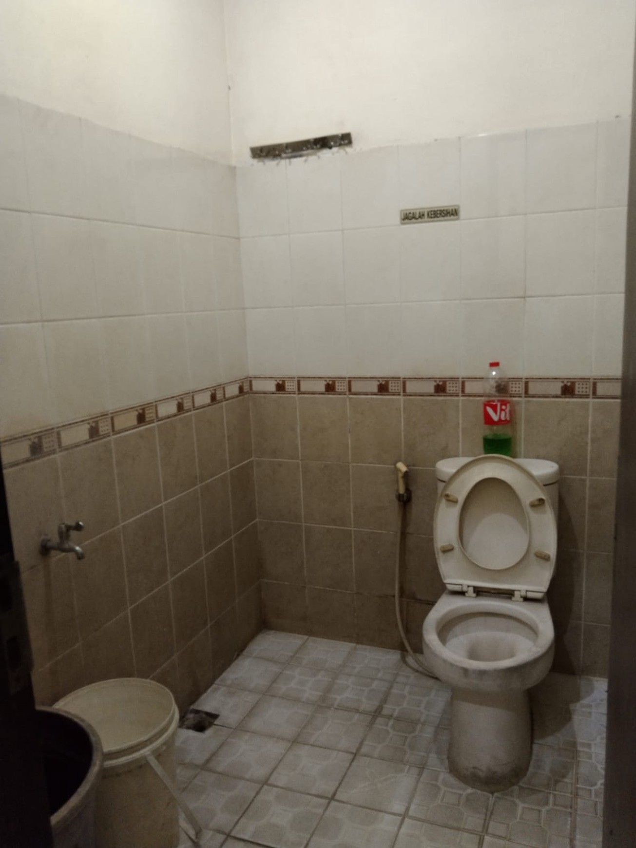 Disewa Ruko Komersil 3 Lantai Di Kebayoran Lama, Jakarta Selatan