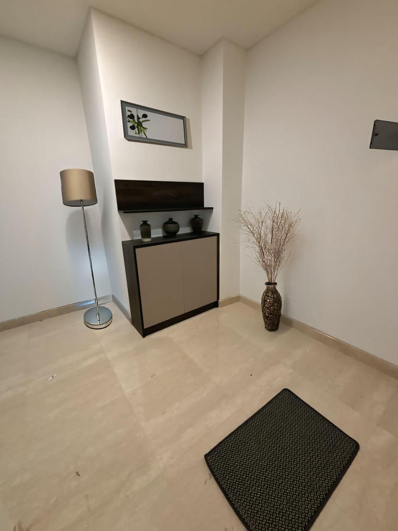Disewakan Apartemen Mewah di 57 Promenade, Jakarta Pusat - Lokasi Strategis dan Nyaman