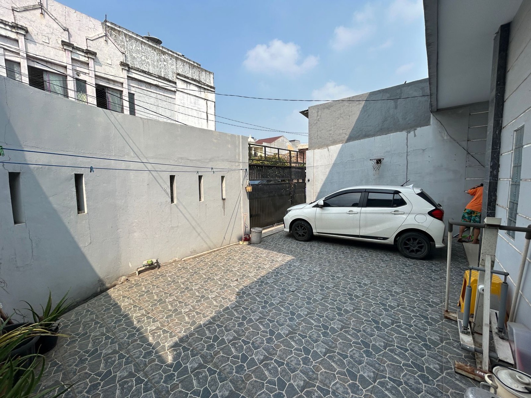 Dijual Rumah 2 Lantai Hook di Cengkareng Jakarta Barat