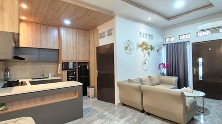 Hot Sale!! Rumah Cantik dengan KT 3 KM 2 sudah SHM