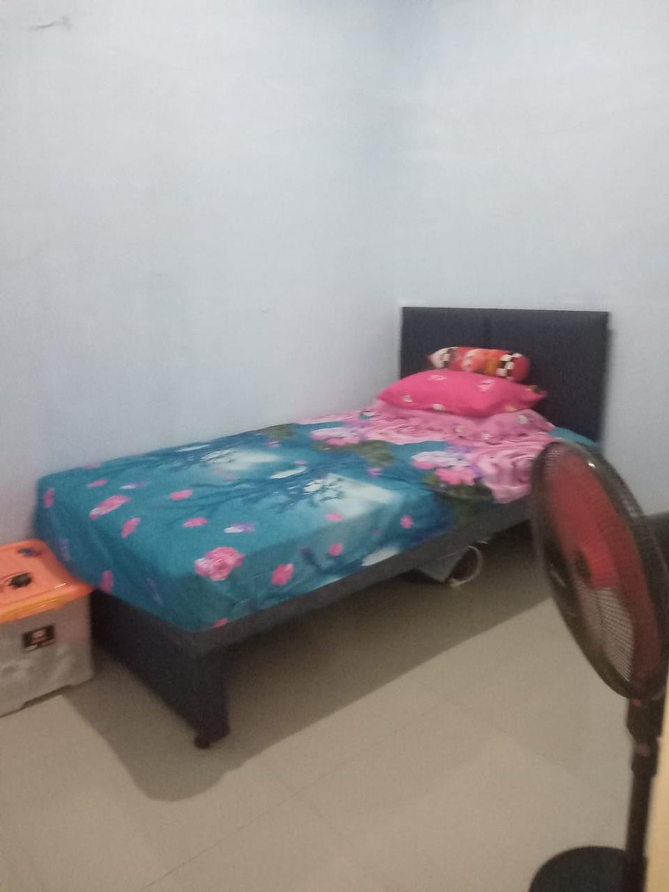 Hot Sale!! Rumah 3 Lantai Siap Huni dengan Hunian Nyaman dan Asri @Cisoka