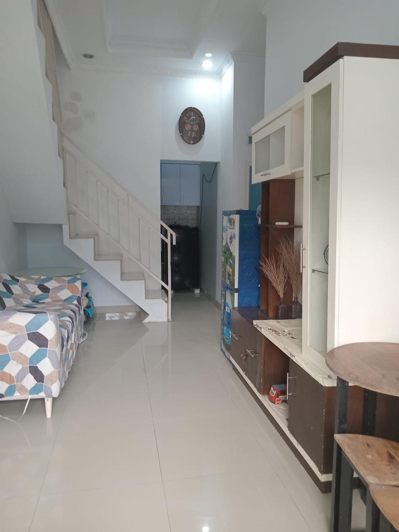 Hot Sale!! Rumah 3 Lantai Siap Huni dengan Hunian Nyaman dan Asri @Cisoka