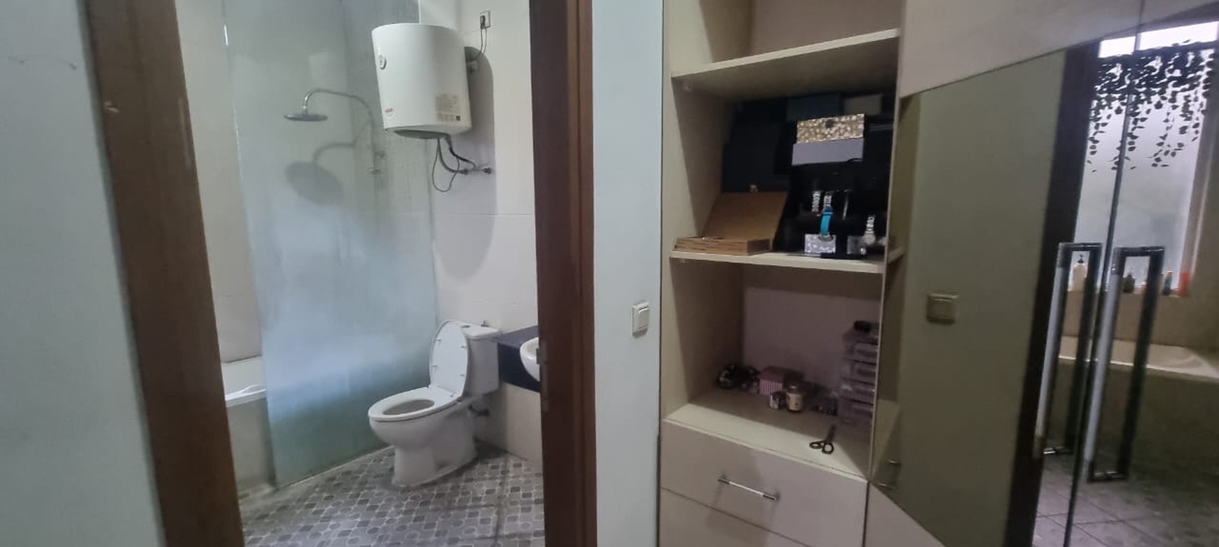 Rumah Hitung Tanah Area Cipete