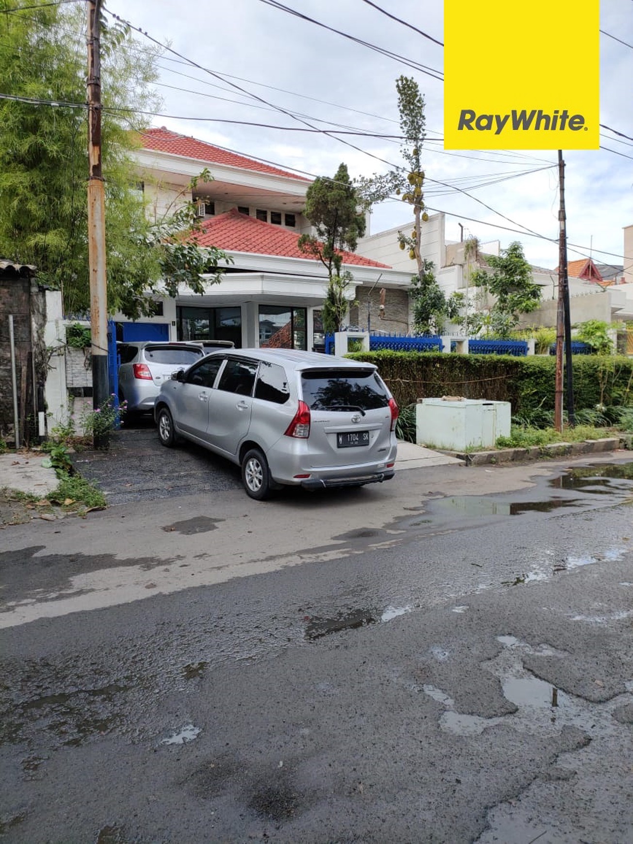 Cepat Rumah Pusat Kota Surabaya di Jl Ir Anwari