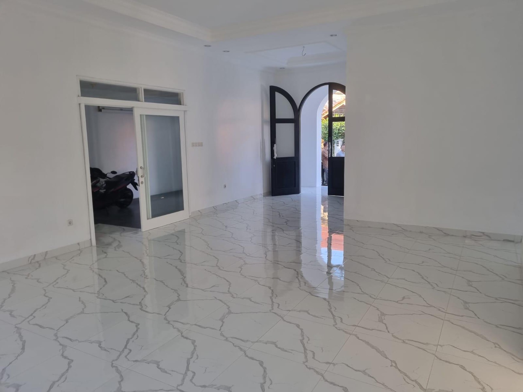 Rumah Modern Siap Huni Lokasi Jalan Lestari Tenang, Asri Di Bandung