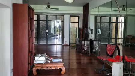 Disewakan Townhouse Mewah di Senayan Residence