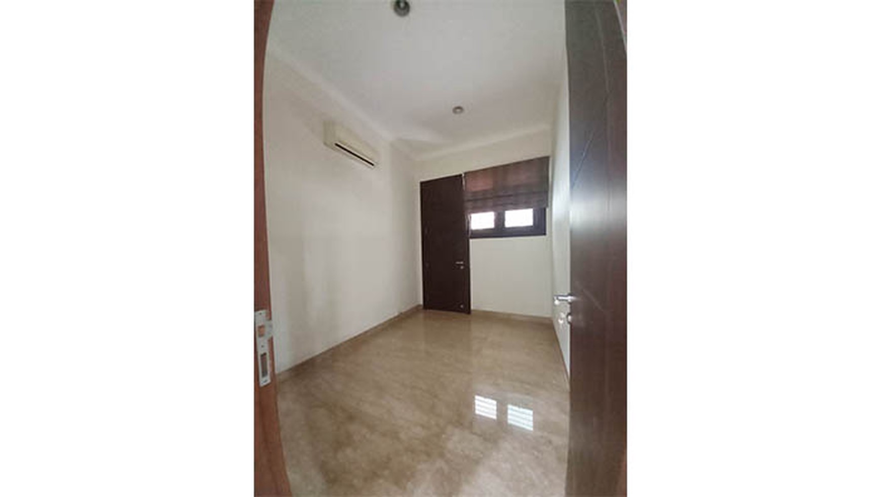 Rumah Gading Nirwana, Kelapa Gading