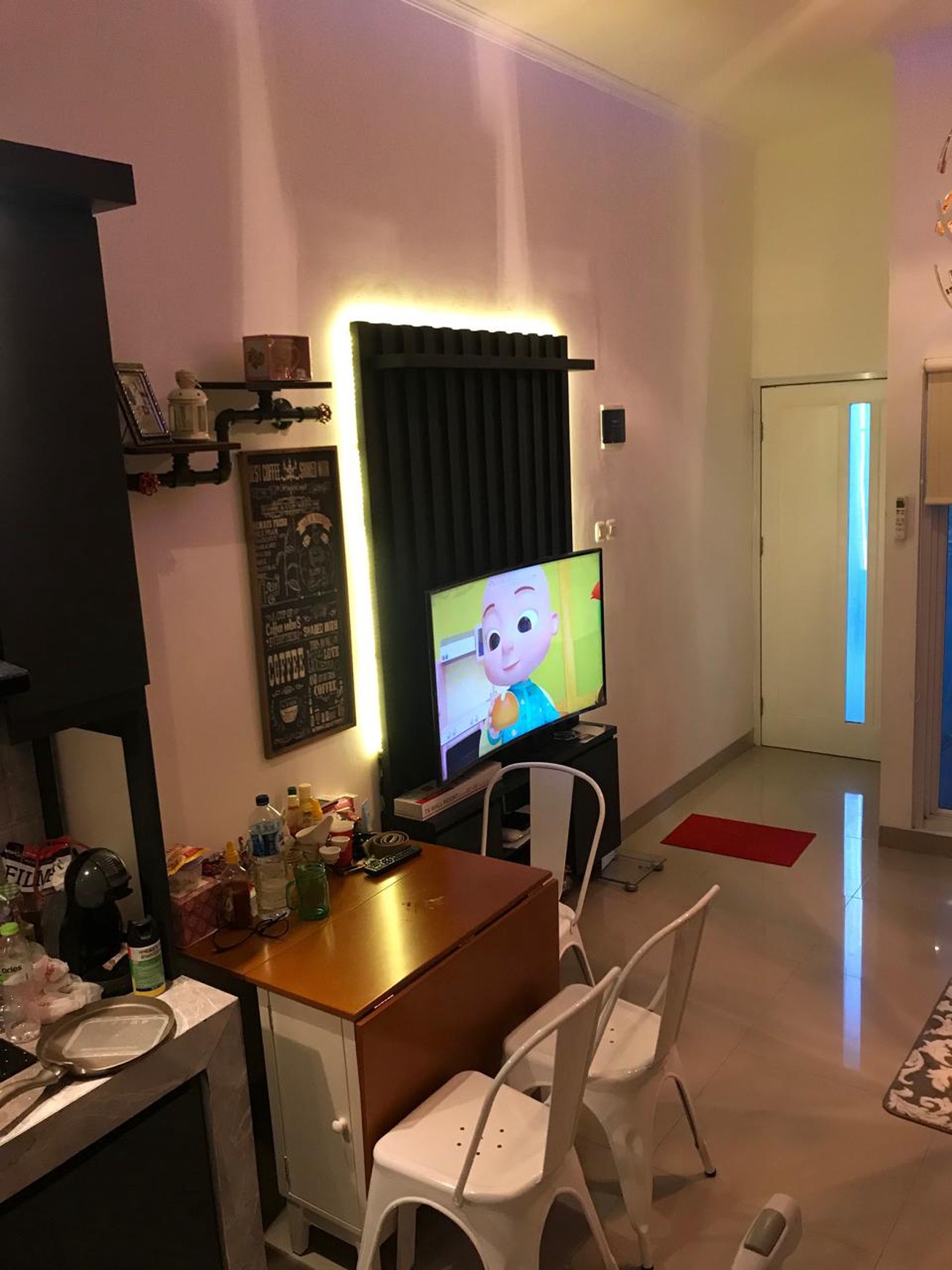 Disewakan rumah 2 lantai di Palm One Residence, Bambu Apus, Jakarta Timur