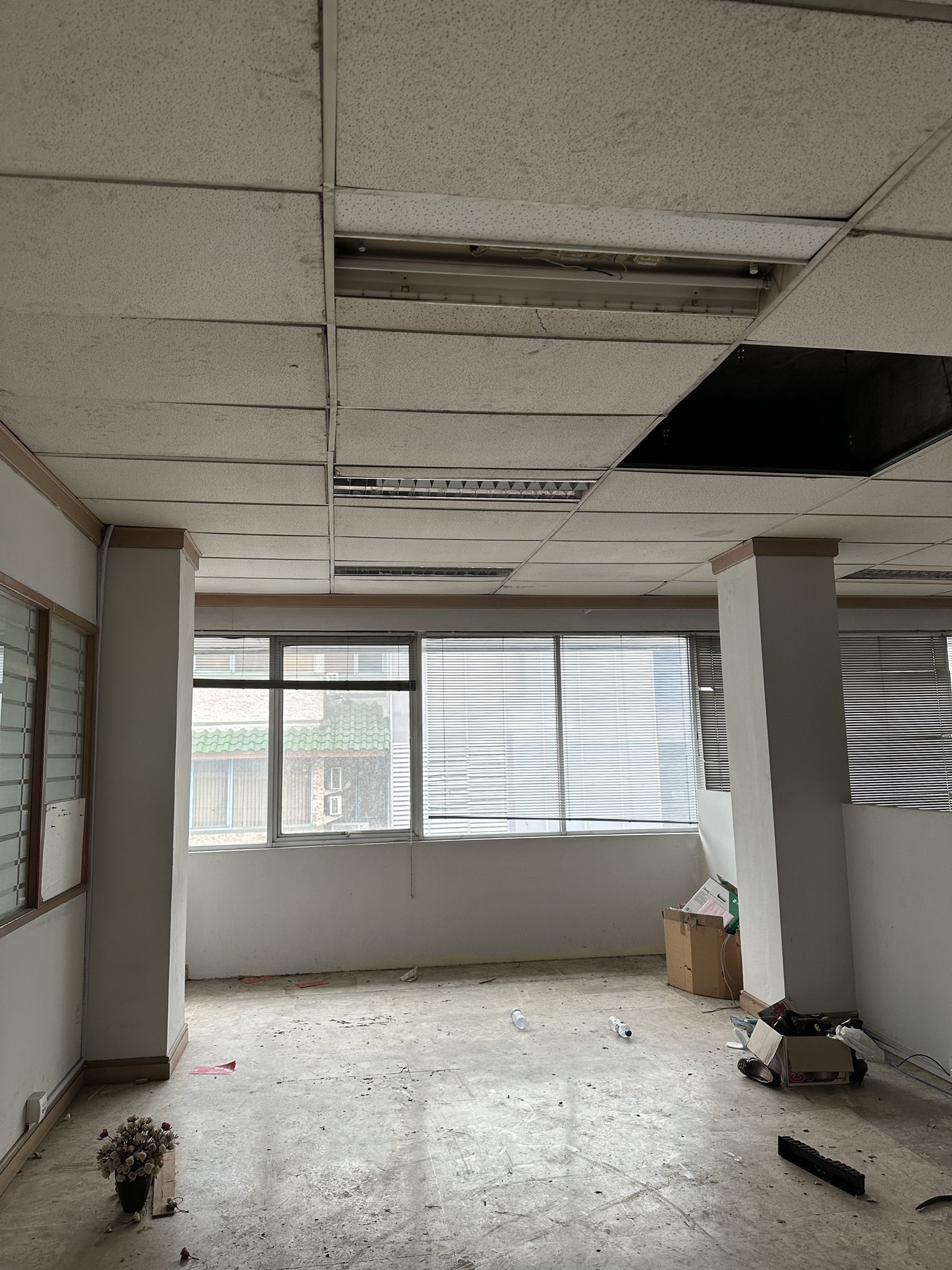 Ruko 3 Lantai Ex Kantor di Kebayoran Baru Jakarta Selatan