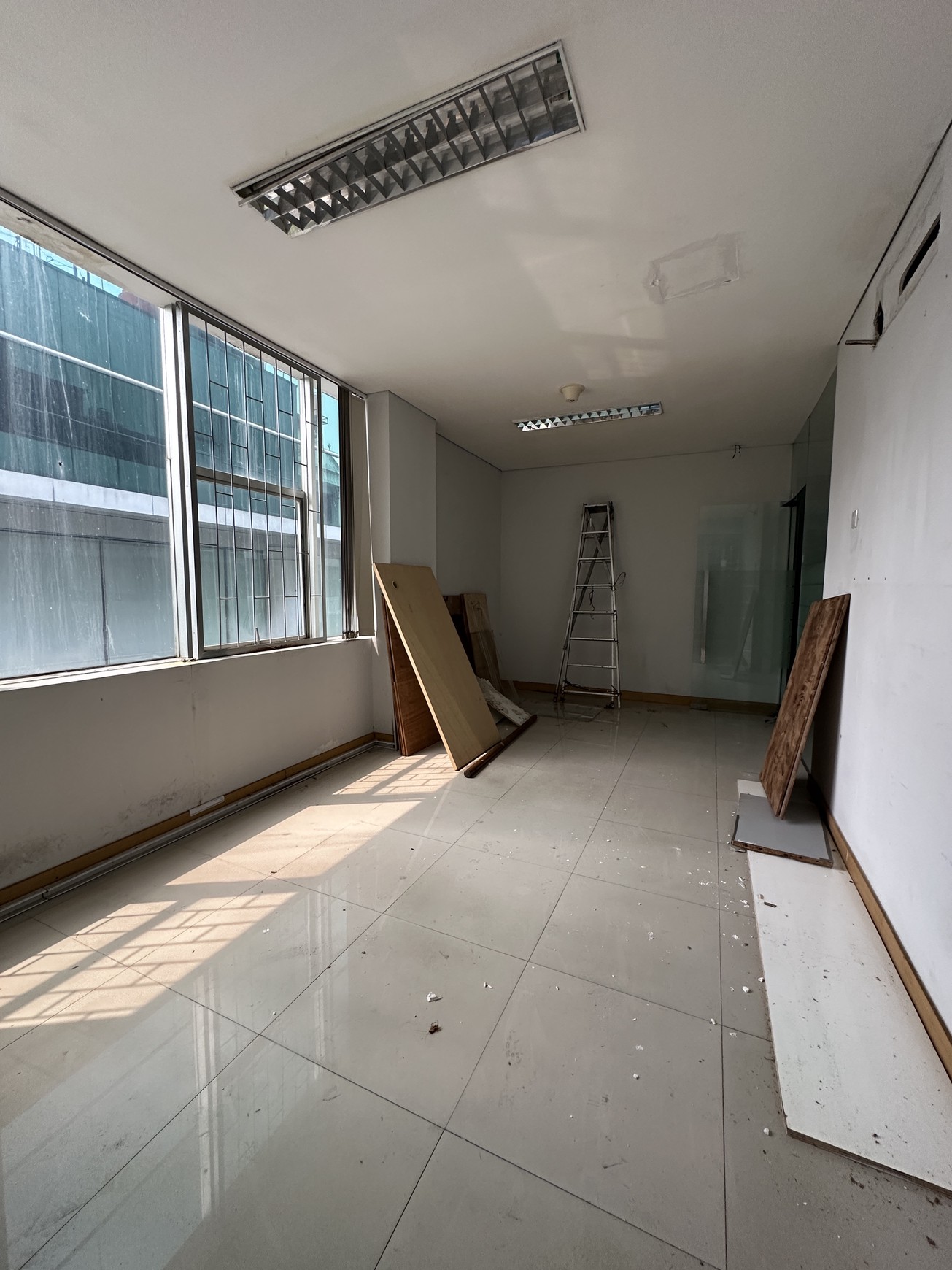 Ruko Ex Kantor Daerah Tomang Raya - Palmerah Jakarta Barat