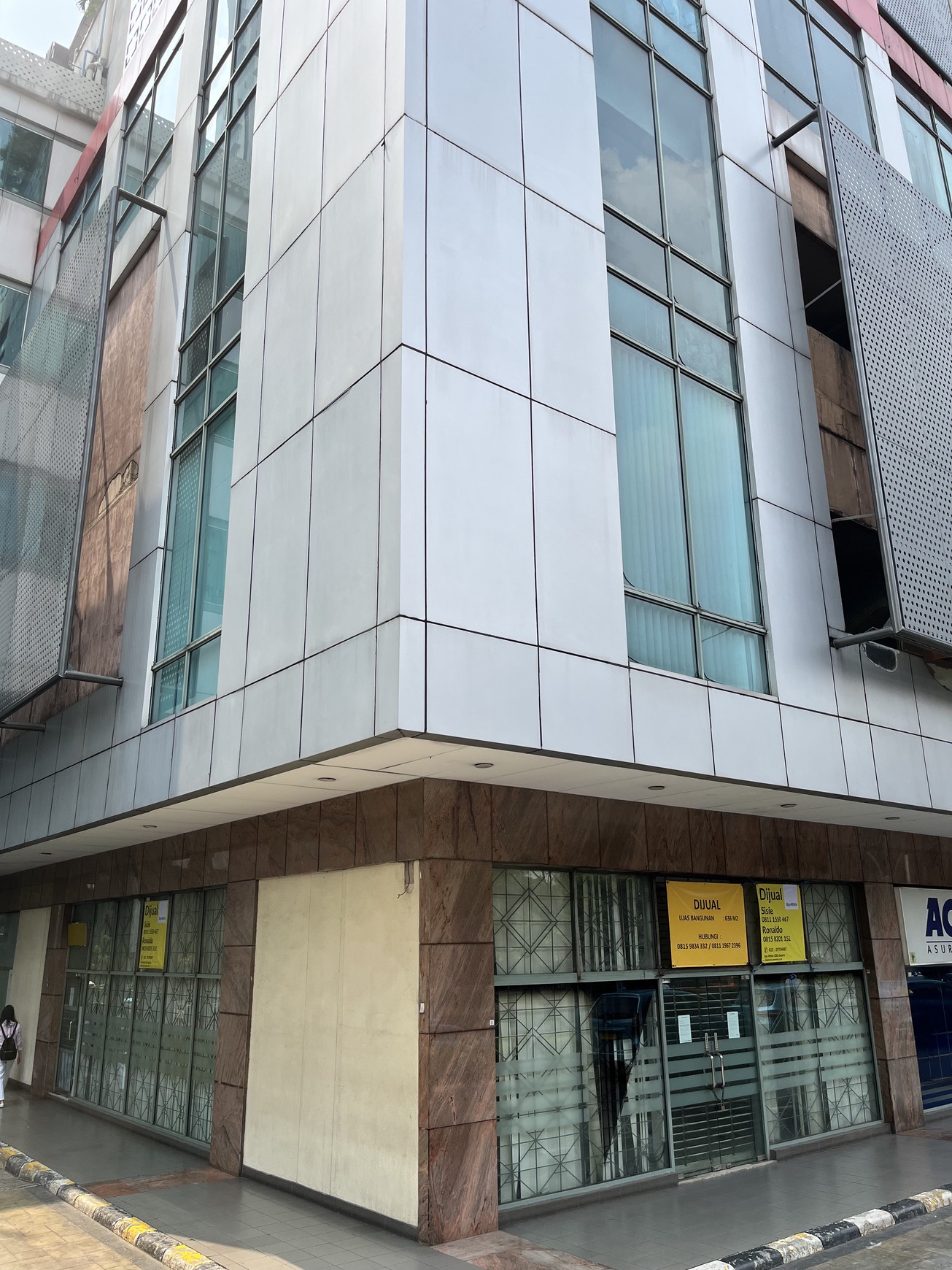 Ruang Kantor 4 Lantai  Di Mall Ambassador Kuningan Jakarta Selatan