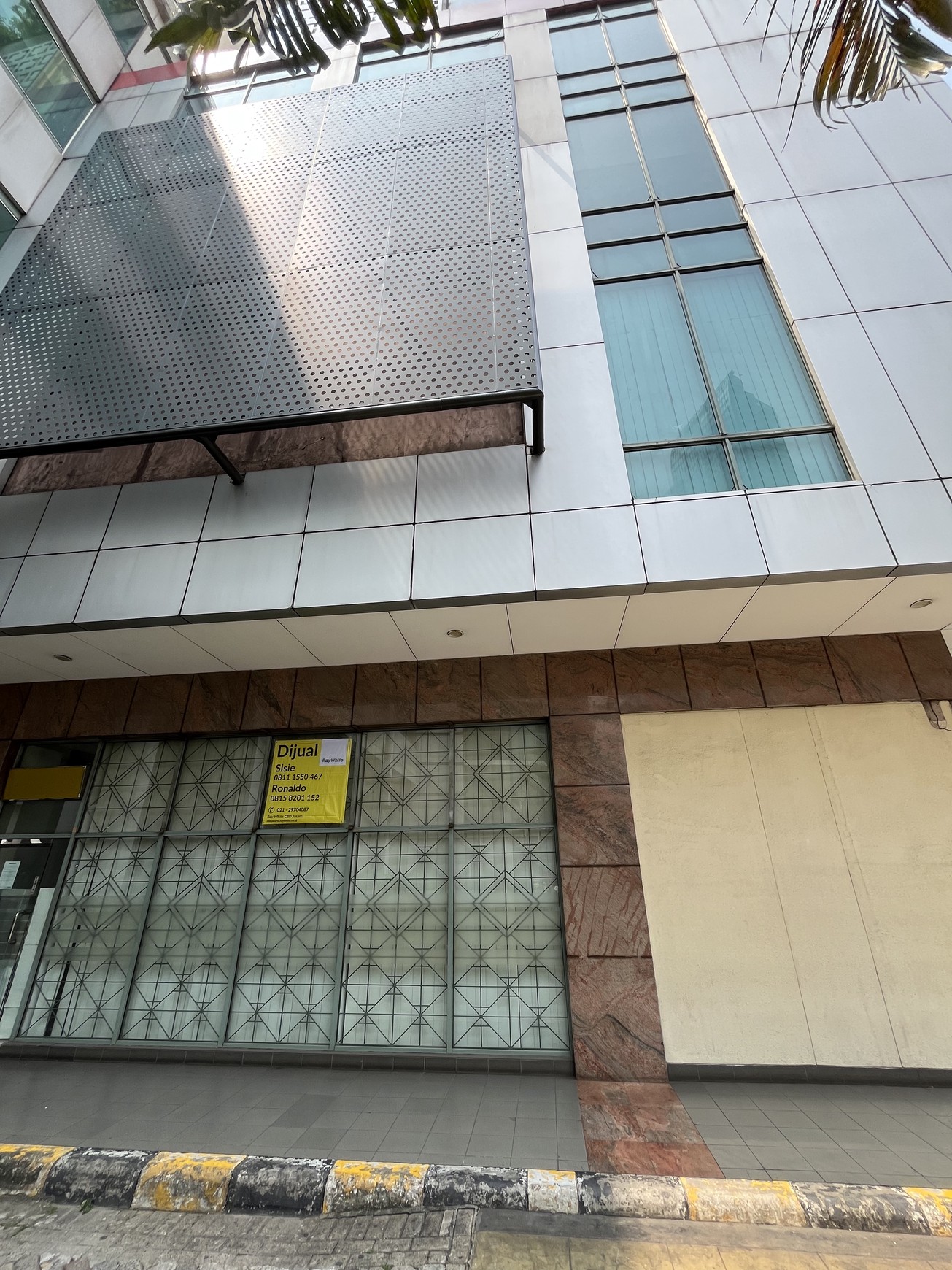 Ruang Kantor 4 Lantai  Di Mall Ambassador Kuningan Jakarta Selatan