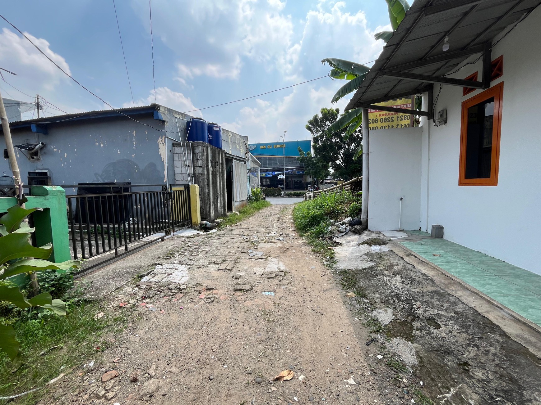 Kontrakan Siap Pakai di Jalan Utama Pamulang Lokasi Ramai dan Strategis