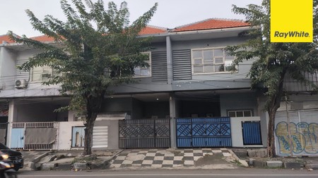 Disewakan Ruko 2 lantai di Jalan Ikan Belanak Perak Surabaya