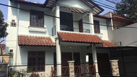Rumah Full Furnish Di Kukusan Beji, Depok