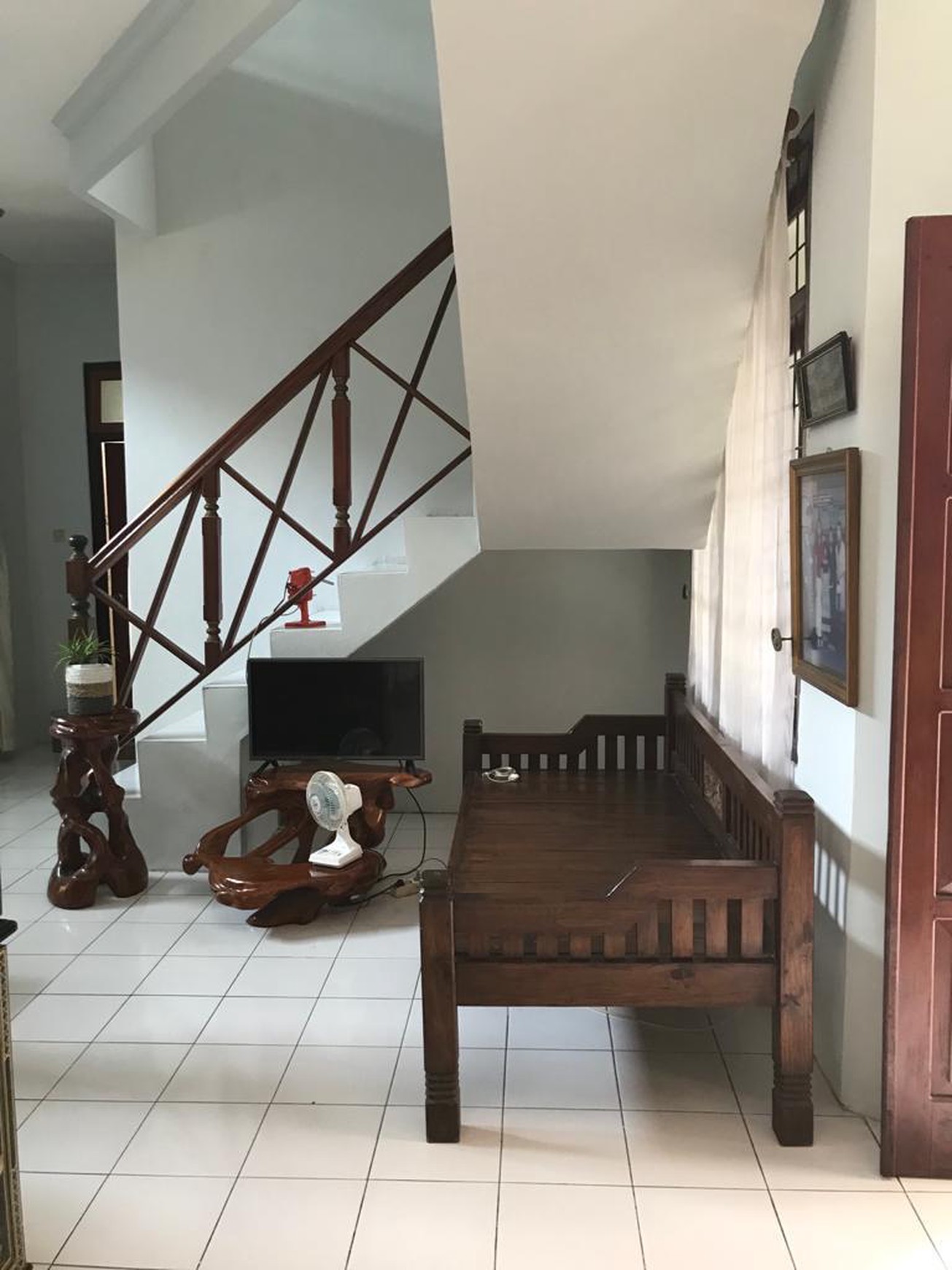 Rumah Full Furnish Di Kukusan Beji, Depok