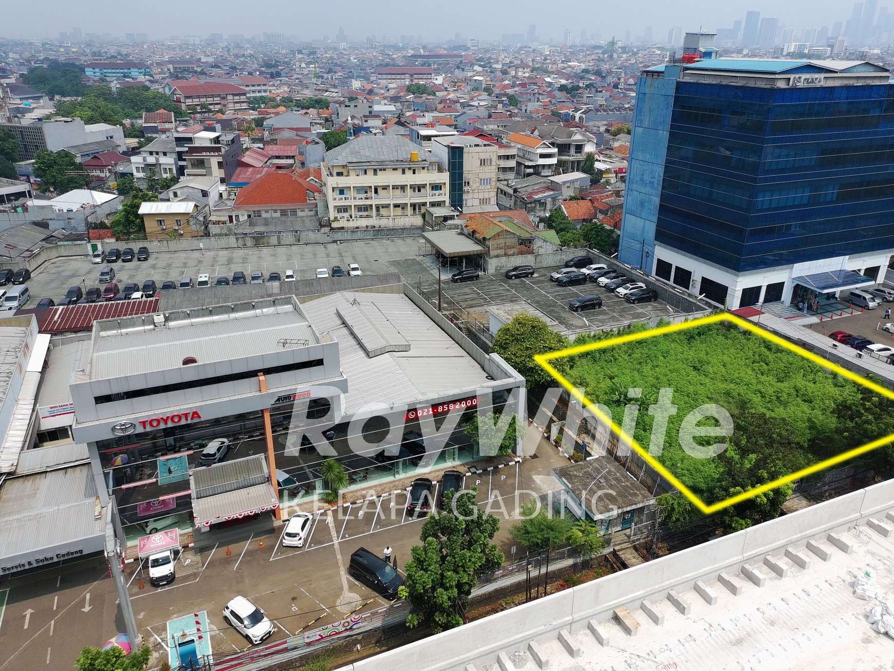 Tanah jl Pramuka Raya 753 m2 samping Toyota