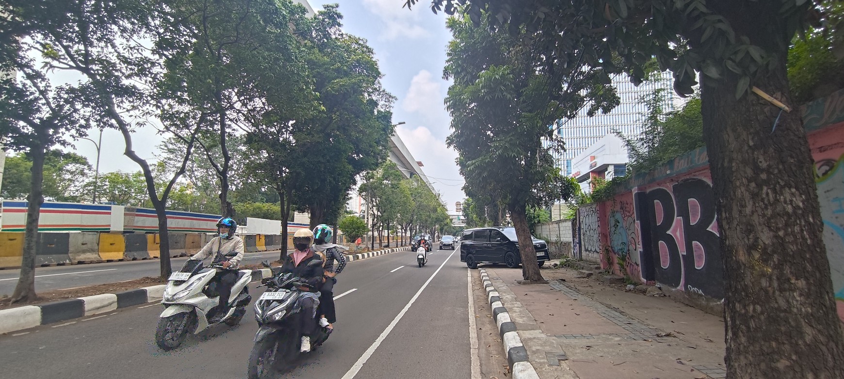Tanah jl Pramuka Raya 753 m2 samping Toyota