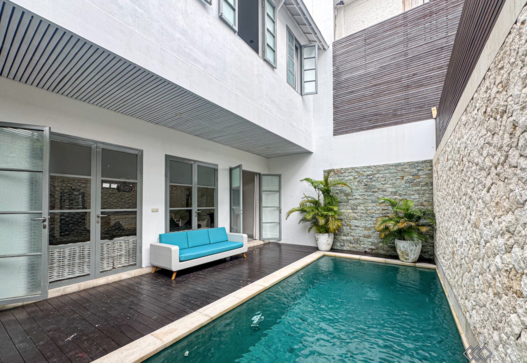 Villa Leasehold Close To Beach Seminyak Bali