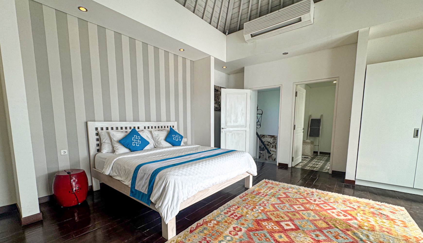 Villa Leasehold Close To Beach Seminyak Bali