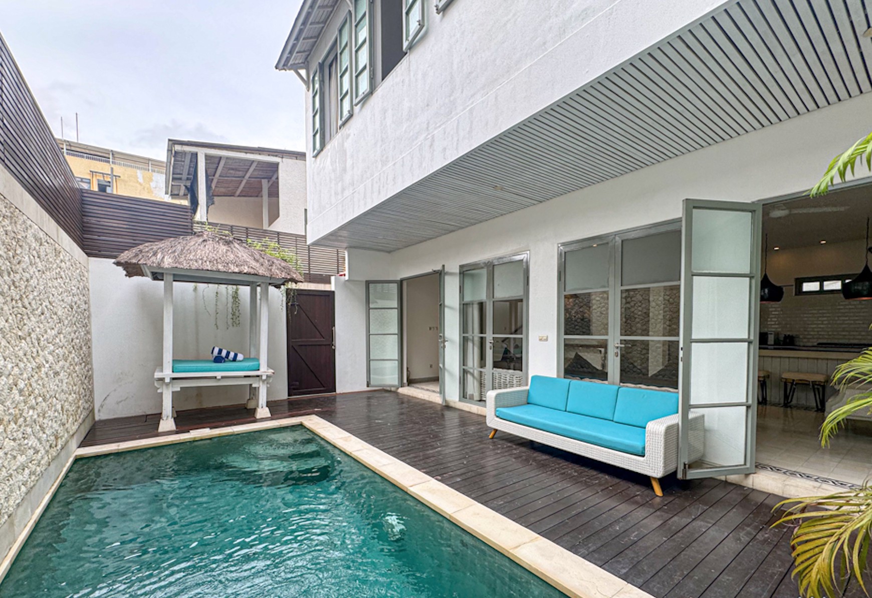 Villa Leasehold Close To Beach Seminyak Bali