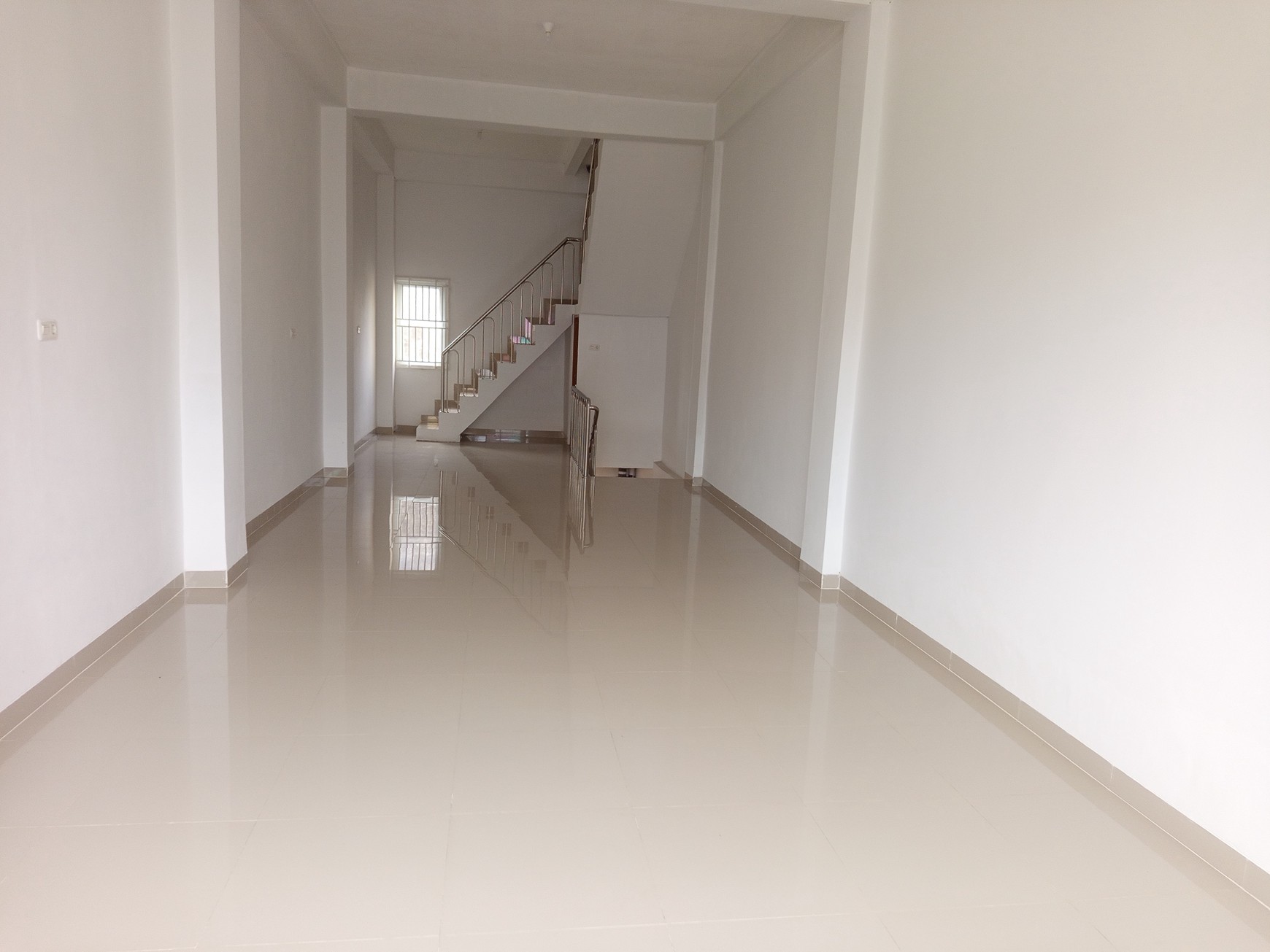 Ruko 2 Pintu Samping Richesee Lemabang