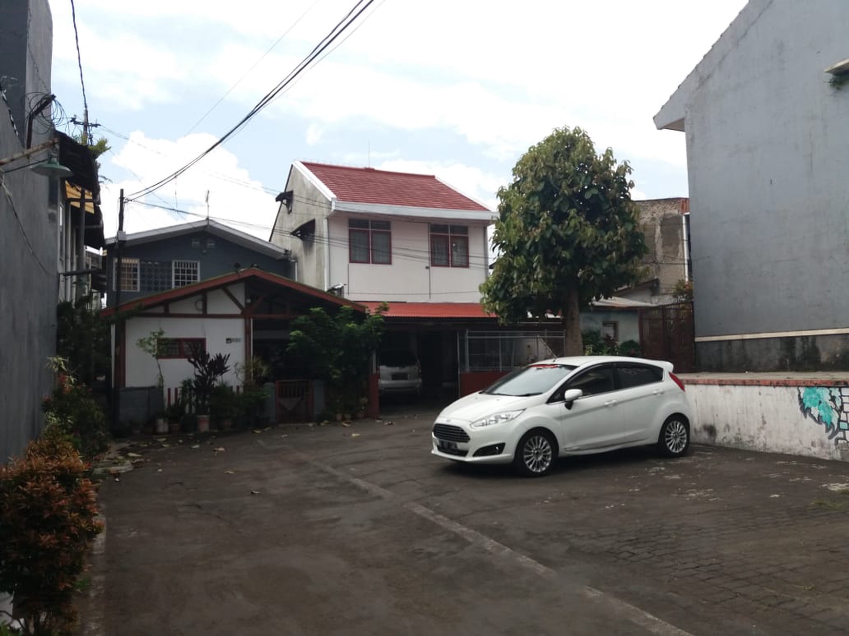 Dijual Rumah di Sarijadi di Bandung Utara