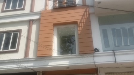 Dijual Ruko Dijalan Biliton Surabaya