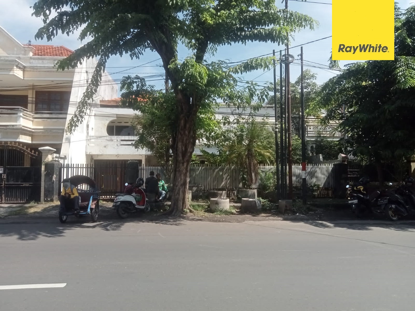 Dijual Rumah Dijalan KH Mas Mansyur Surabaya