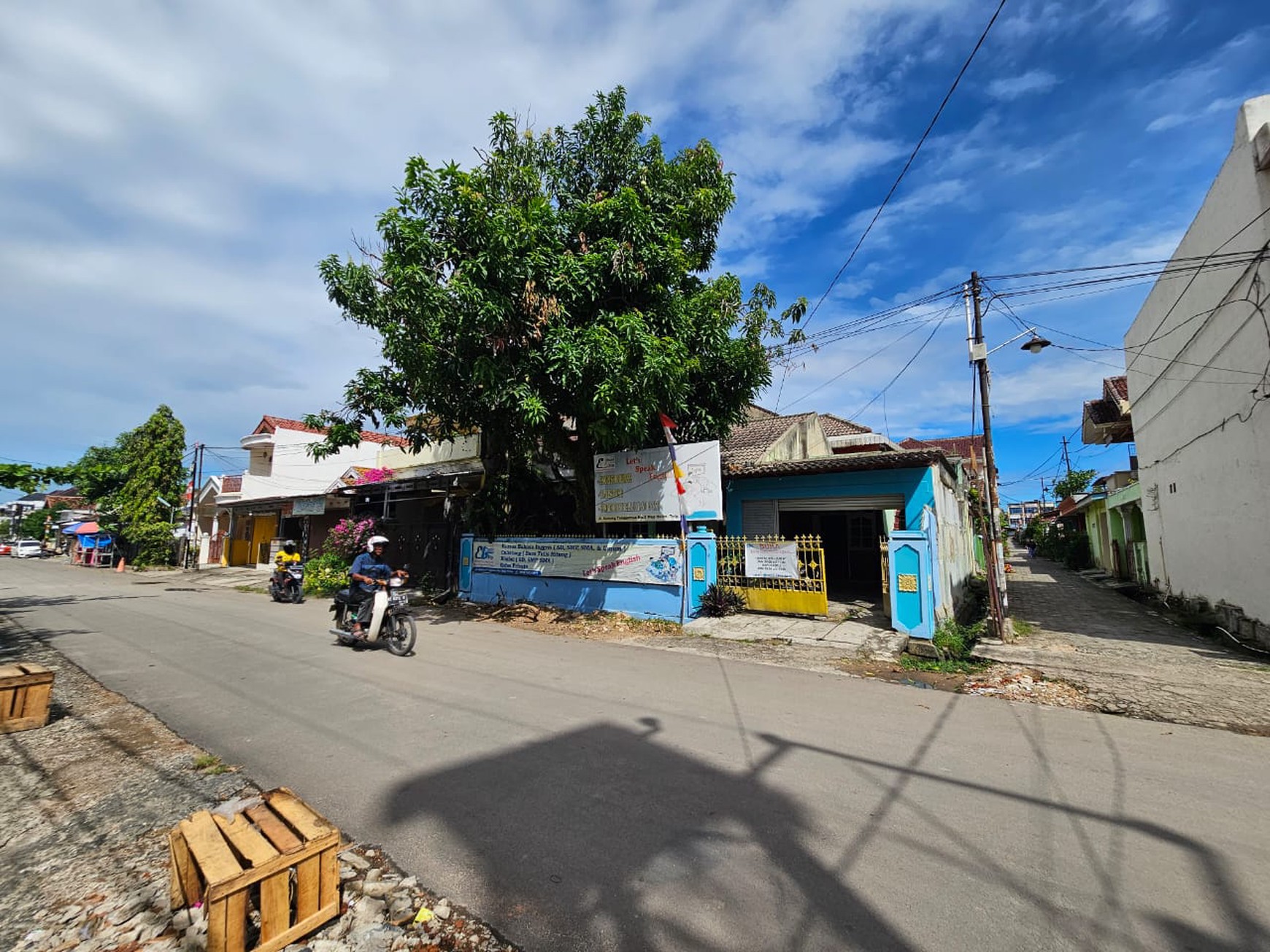 Jual Rumah di Perumnas way Halim (Jl Gunung Tanggamus)
