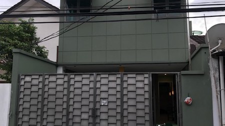 Rumah di Praja Dalam Kebayoran Lama,Jakarta Selatan 