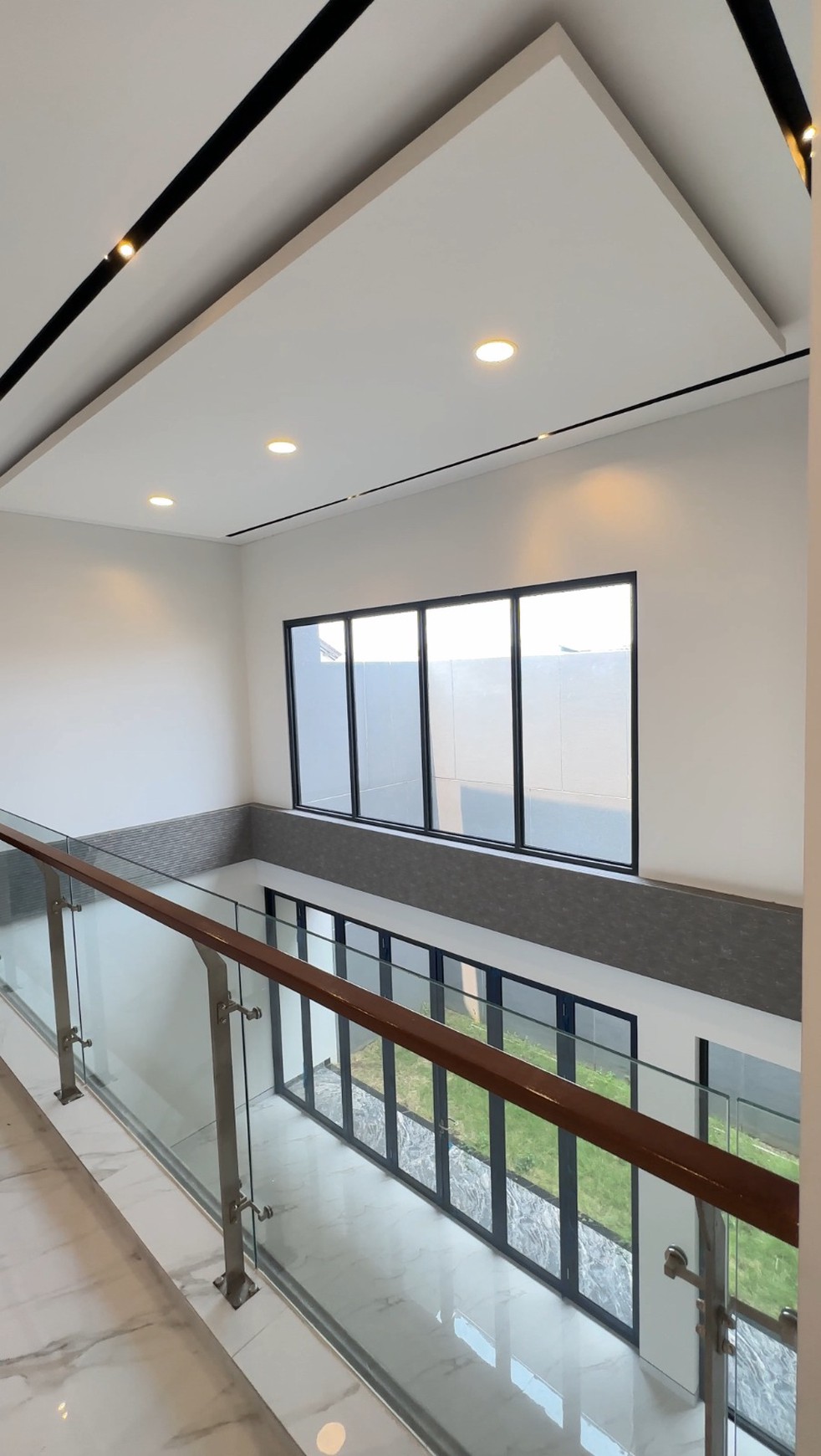 DIJUAL RUMAH BARU MINIMALIS Kertajaya Indah Timur