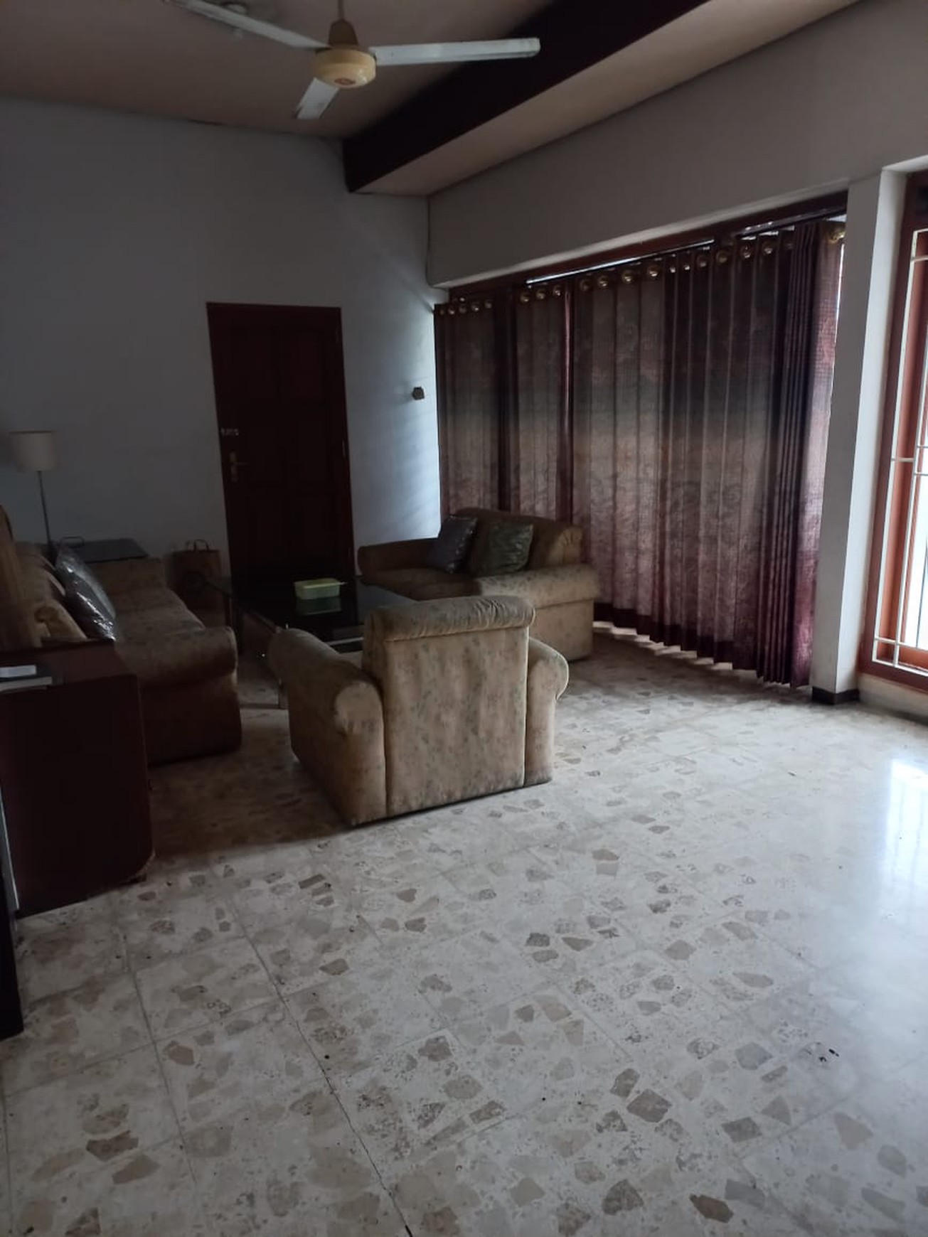 Dijual Rumah Dekat Raya Darmo pusat Kota Surabaya