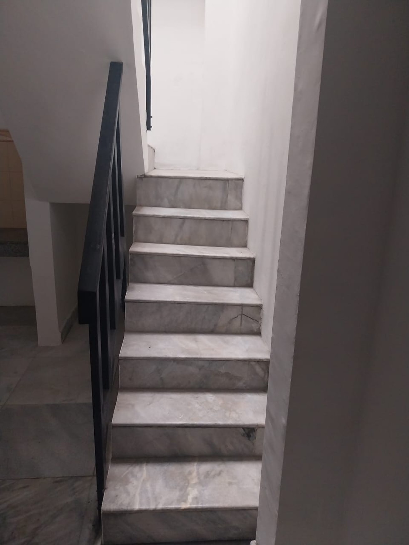 Murah Dijual Rumah Taman Puspa Raya Citraland Modern Minimalis 2 Lantai Lantai Full Marmer Dekat Fresh Market Citraland, Uc, Hokky Buah 