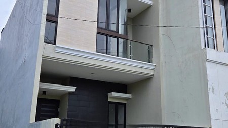 Jual Rumah Jl DUku Tengah Pondok Tjandra Indah, Waru, Sidoarjo 