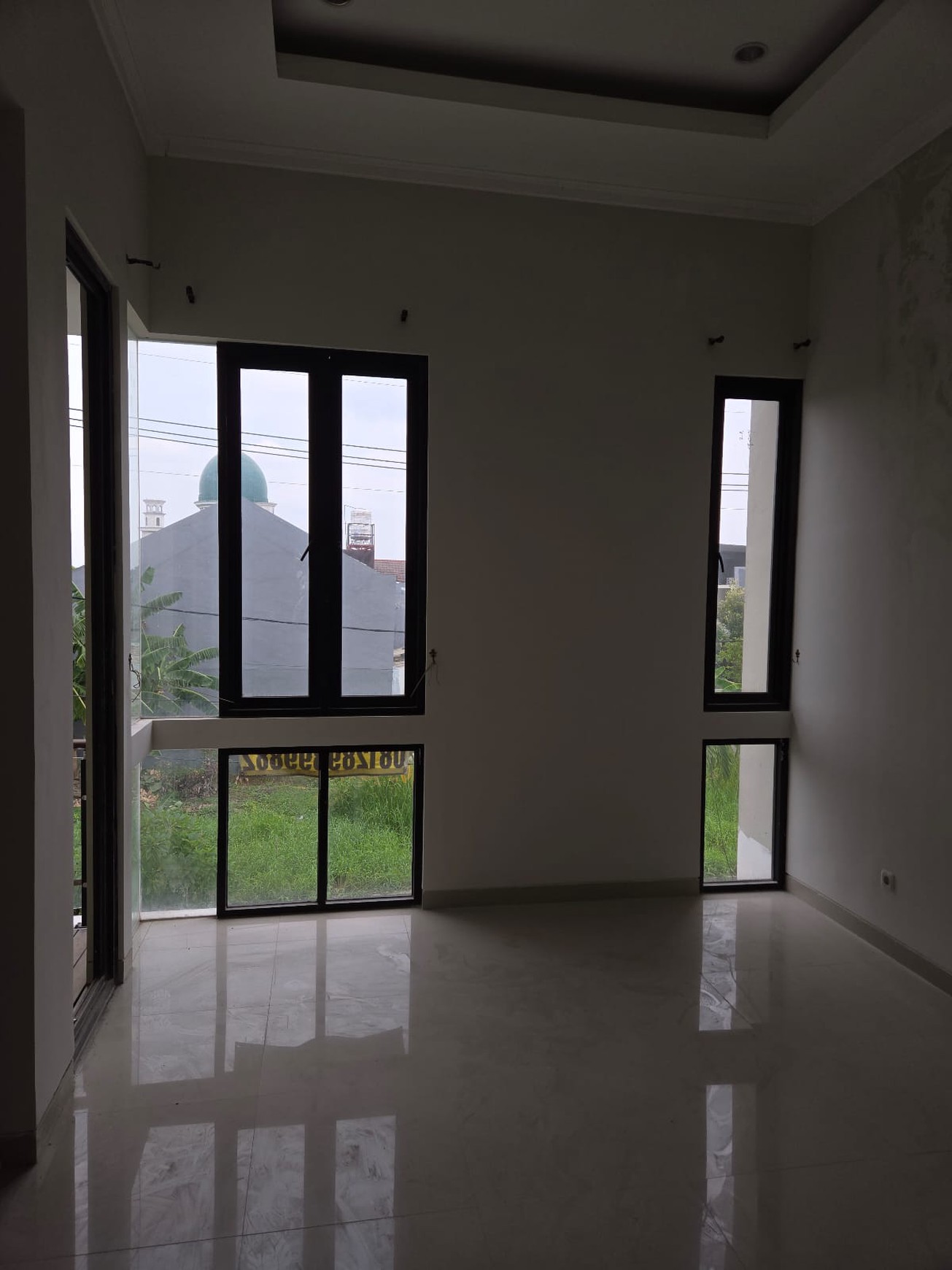 Jual Rumah Jl DUku Tengah Pondok Tjandra Indah, Waru, Sidoarjo