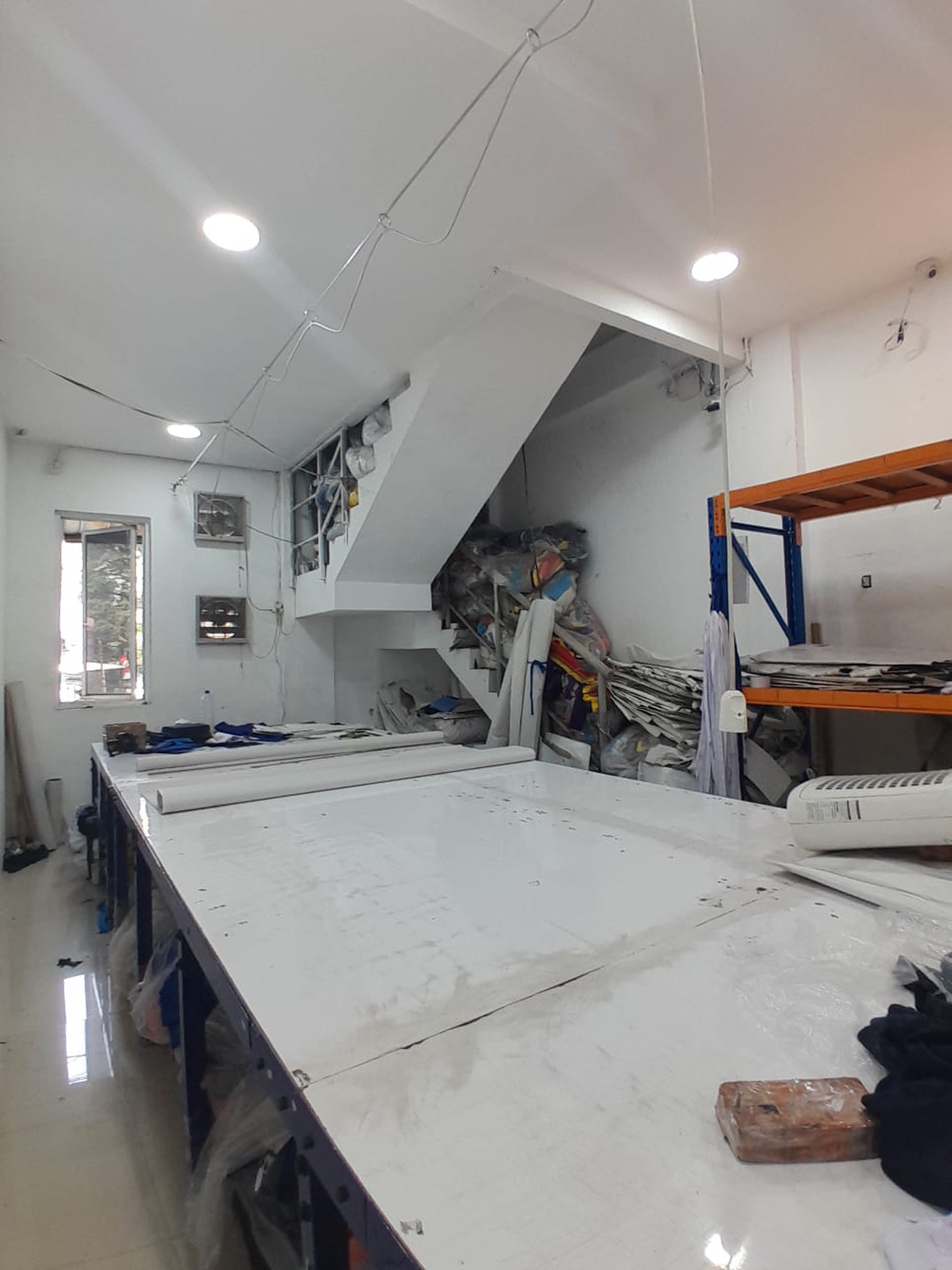 Ruko 4 Lantai Strategis di Cibubur Point Automotive Centre Cocok untuk Usaha Sparepart, Aksesoris Mobil, atau Kantor