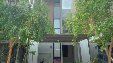 Dijual Rumah 2 Lantai di Grand Wisata Cluster O2+ - Strategis, Dekat Mall & Sekolah Favorit