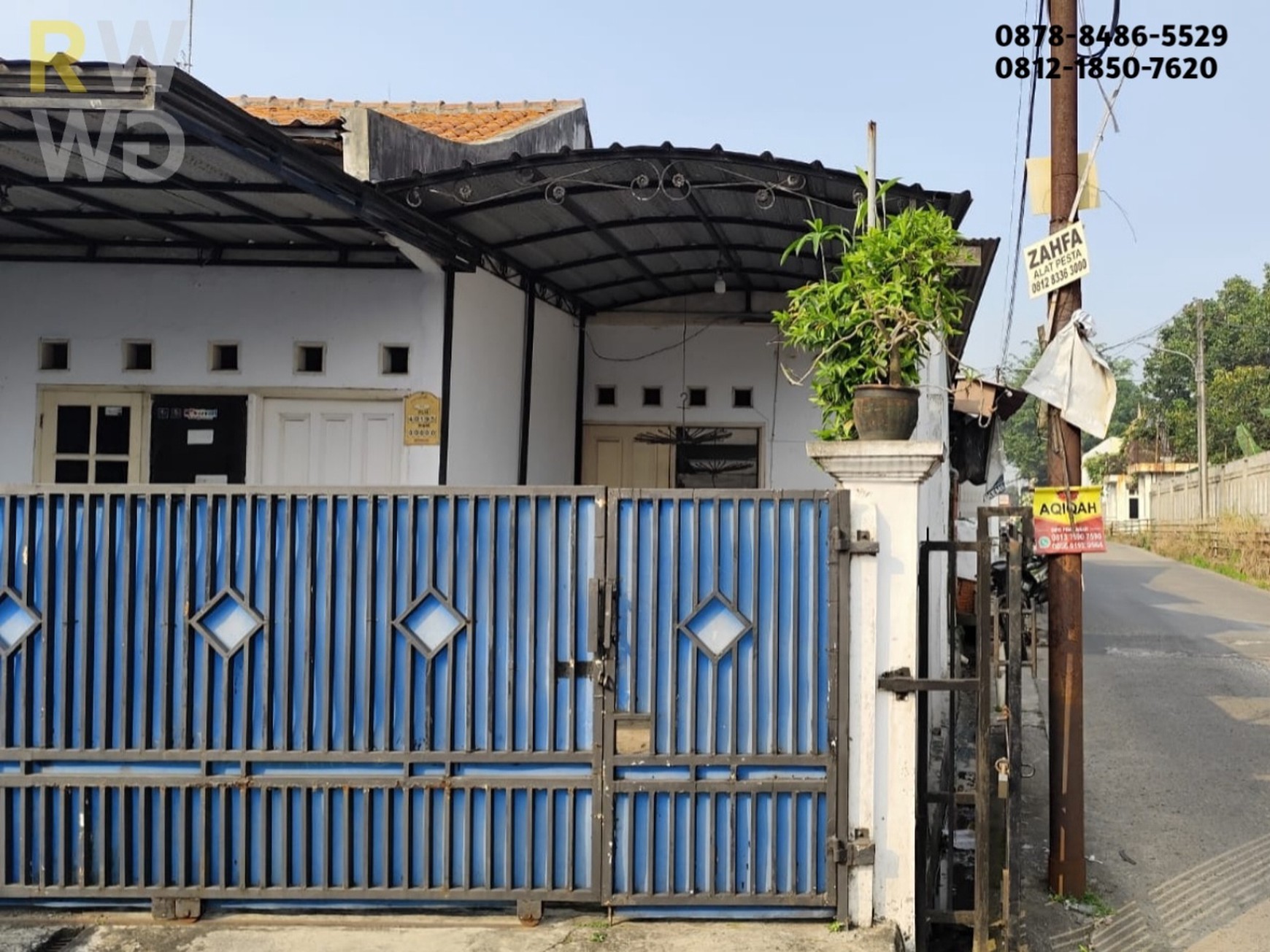 Di Jual Rumah di Bekasi Timur - Strategis di Caringin Mustikasari, Bebas Banjir!