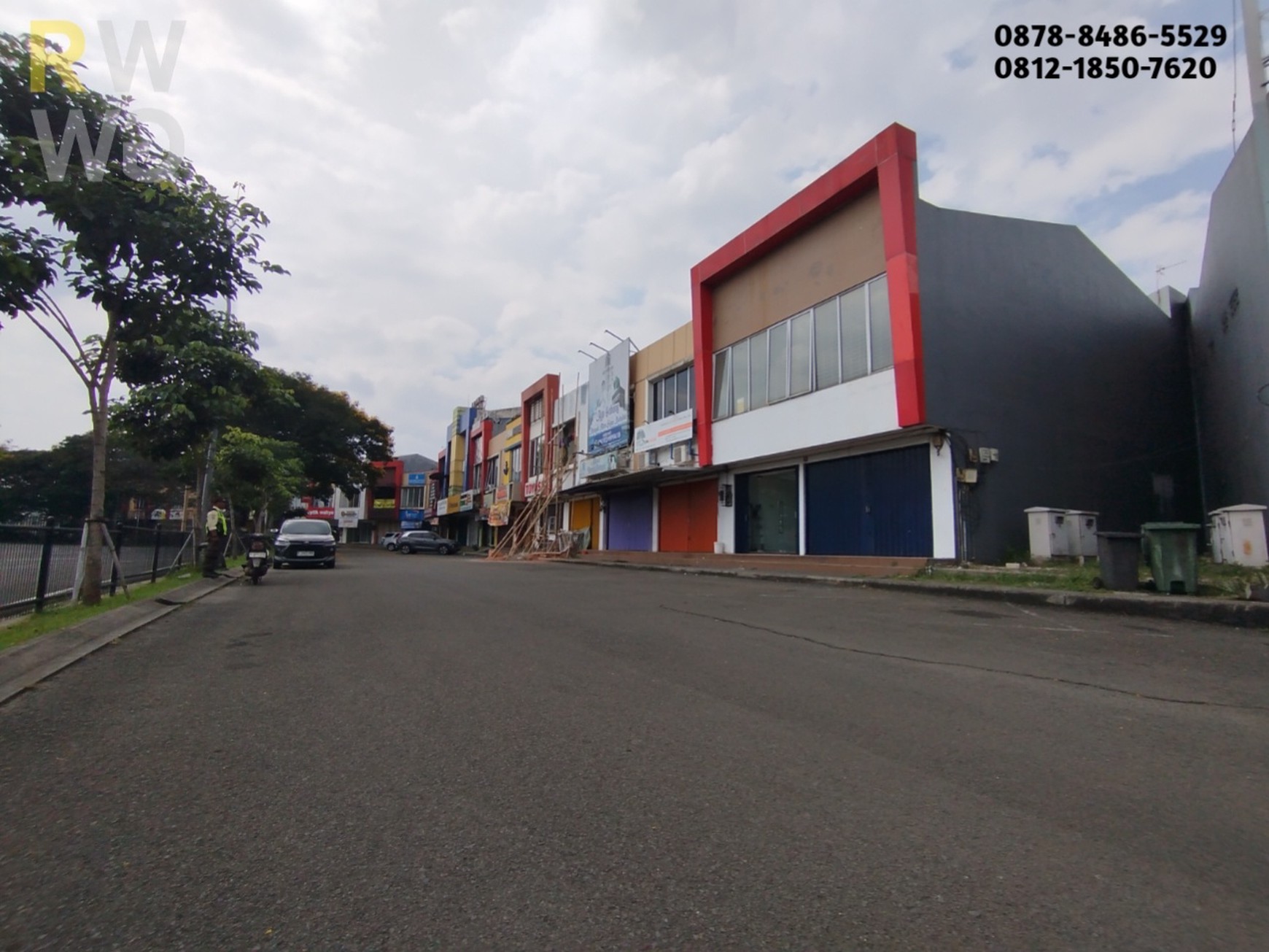 Disewakan Ruko Strategis eks Bank Mandiri 2 Lantai di Grand Wisata