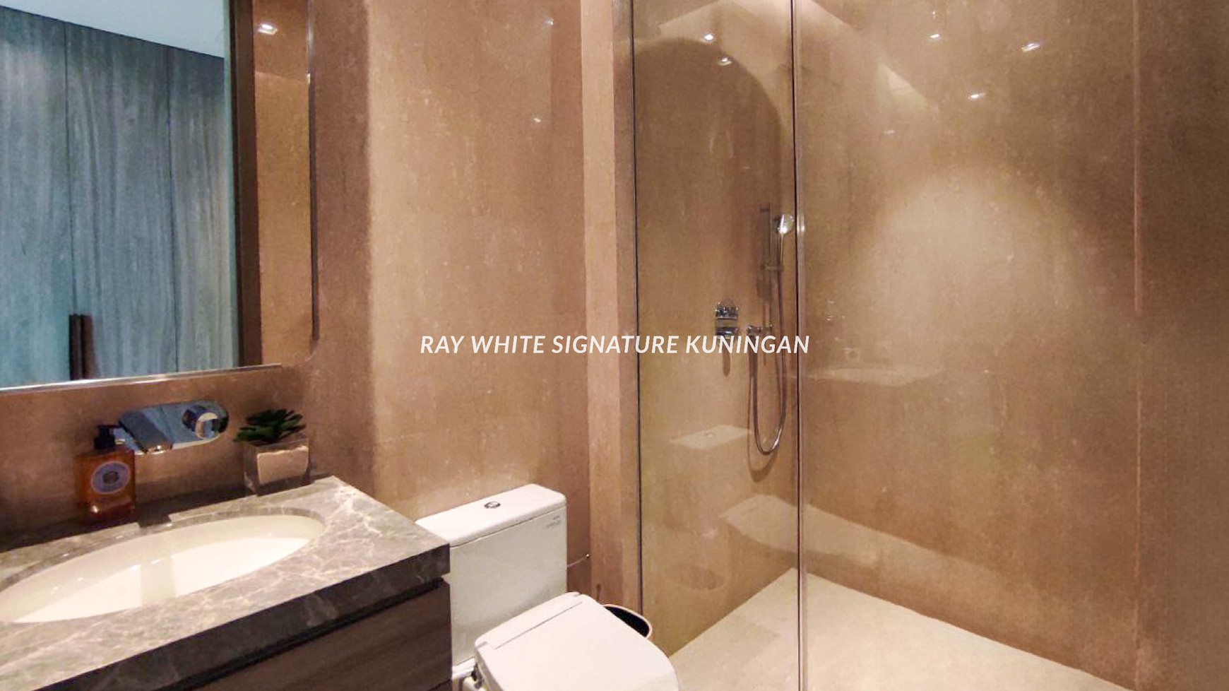 Apartemen Mewar Verde Two, 3 Bedroom di Setiabudi