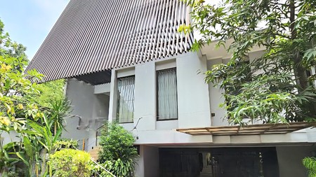 2 Bangunan Rumah Bagus Connecting Siap Huni dan Asri di Kemang Utara, Jakarta Selatan