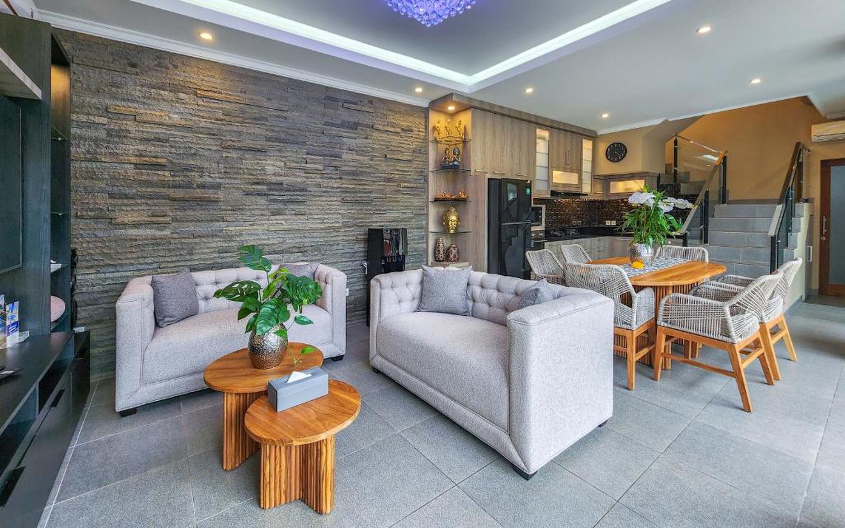 Rumah Hitung Tanah Area Cipete