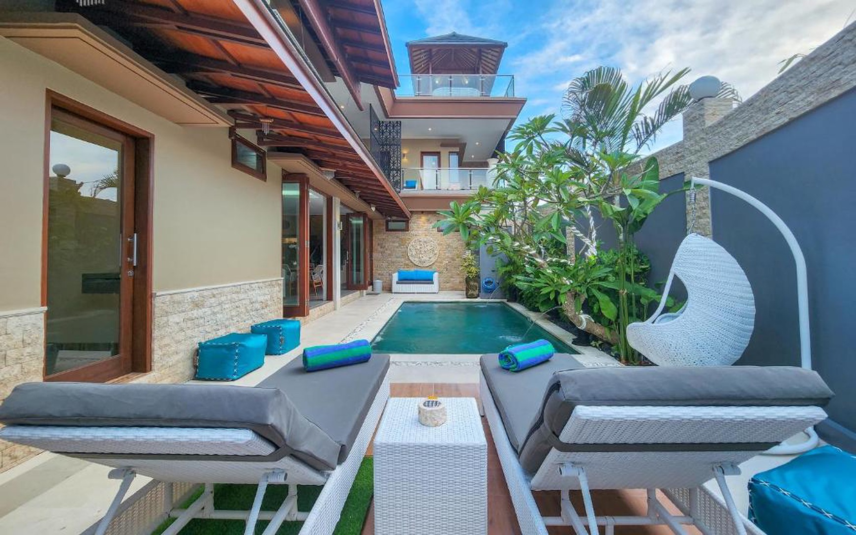 Rumah Hitung Tanah Area Cipete