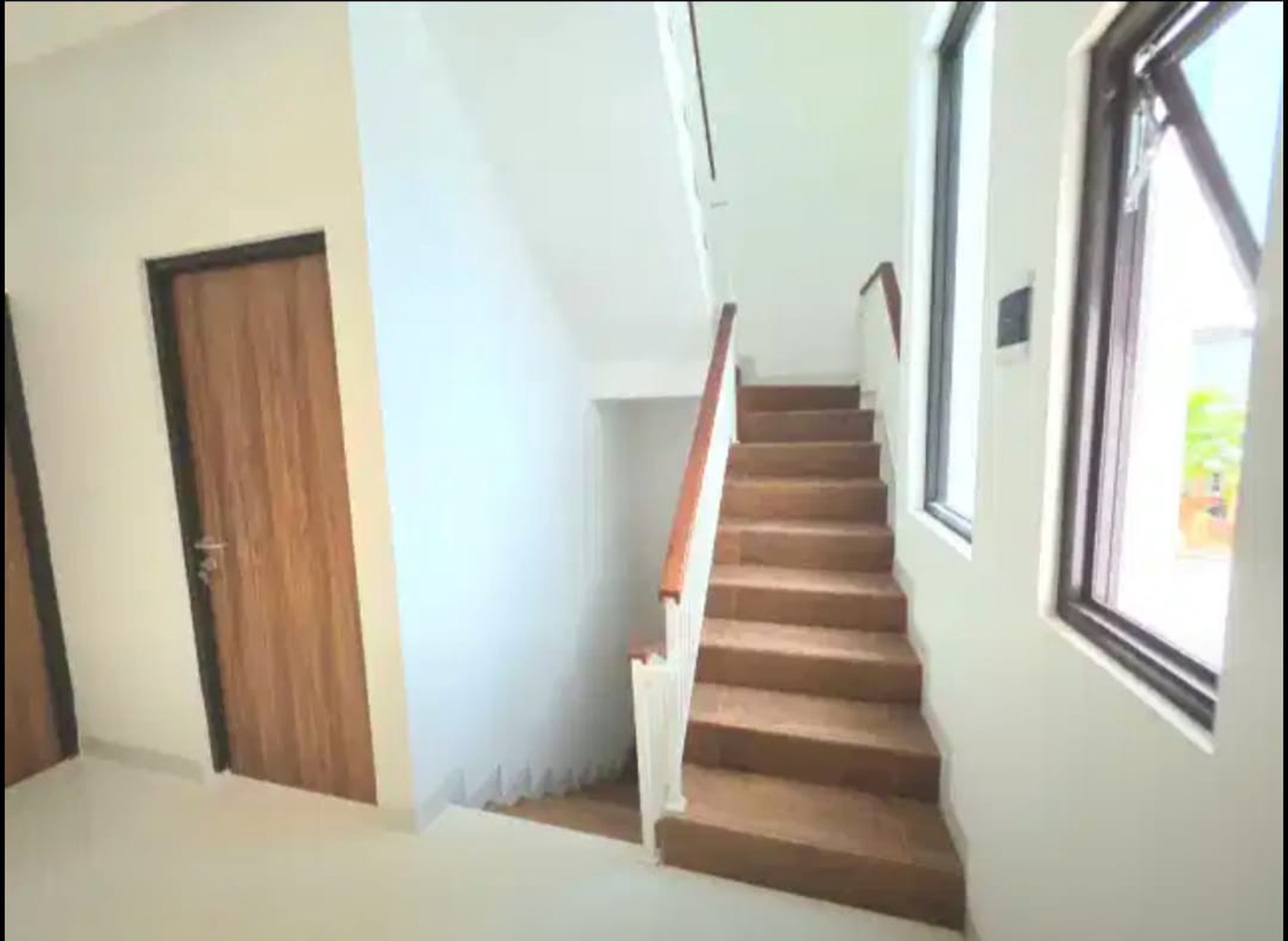 Rumah 4 lantai, Brand New dalam Cluster di Graha Bintaro