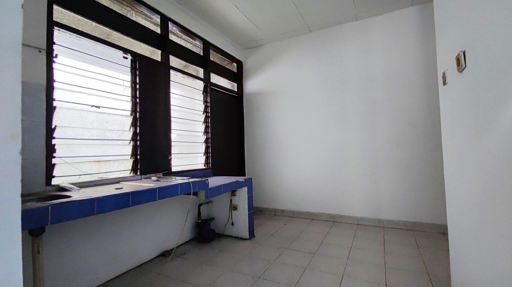 Hot Price. Rumah hitung tanah Ciater Permai, Serpong