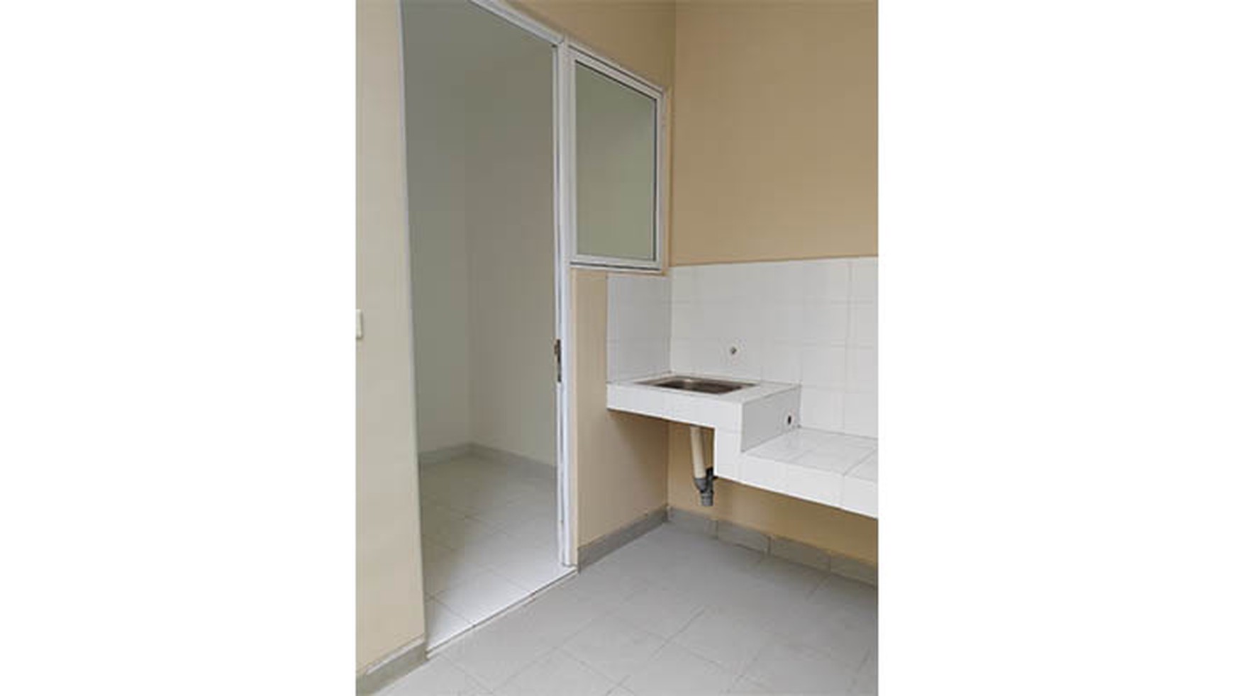 Rumah Siap Huni di Jakarta Garden City, South Thames