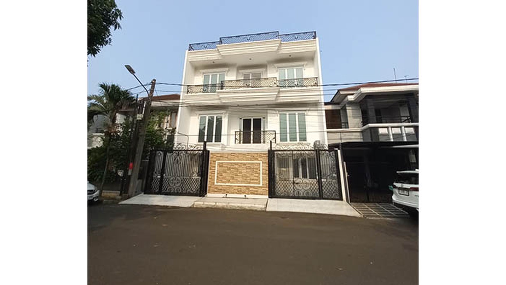 Rumah Gading Kirana Barat, Kelapa Gading